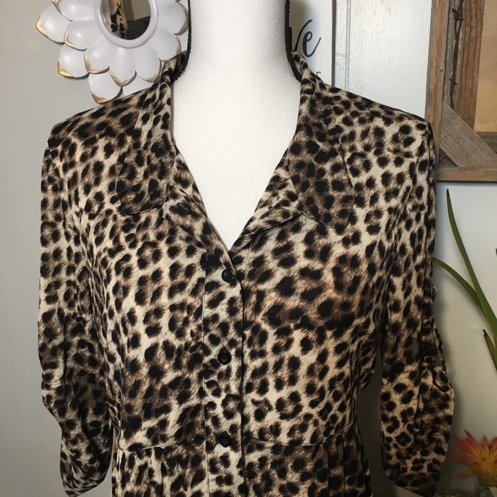 Style & Co cheetah print button front blouse - Picture 4 of 7